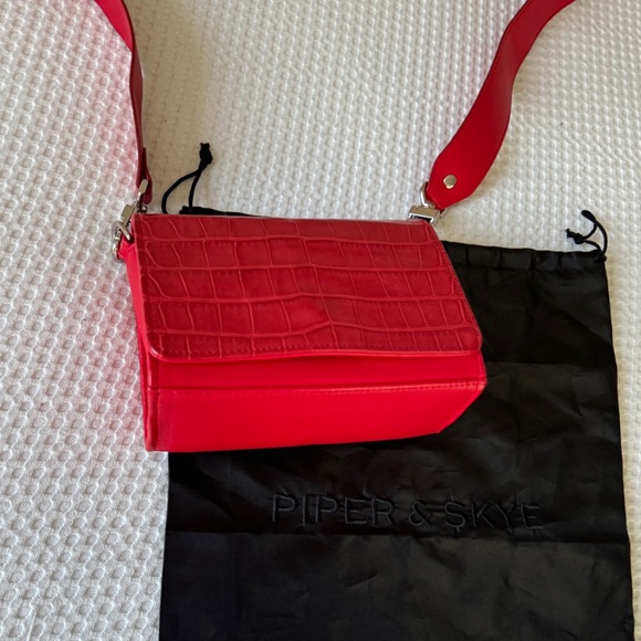 Piper and Skye red leather crossbody bag - Picture 3 of 11